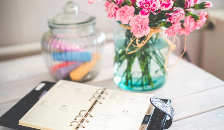 5 Simple Tips To Organize Your Life Now