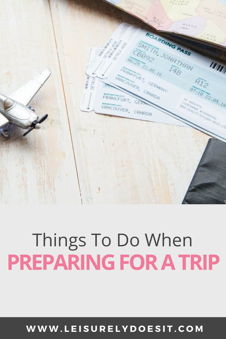 Need travel preparation tips so you know the things to do before your trips this Summer or for the holidays? Here are some ideas as well as a free printable packing list so you have everything you need in your bags. #travel traveltips #vacation #holiday #organization