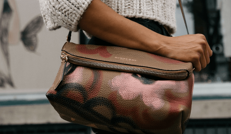 5 Useful Tips For How To Organize Your Purse