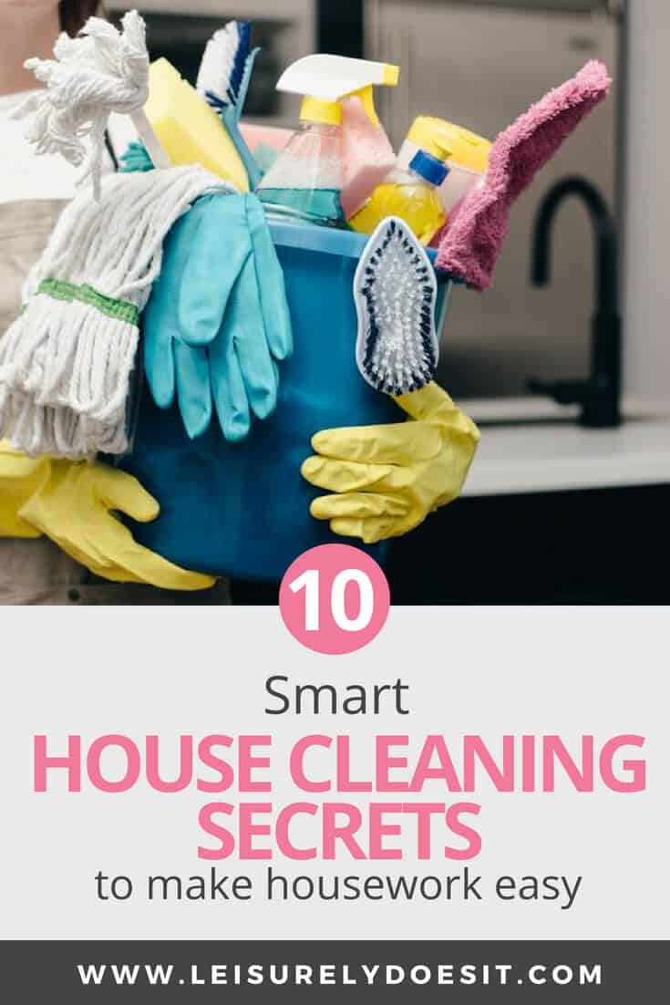 Whether you want to deep clean your kitchen or bathroom or do a quick clean of your bedroom, here are some house cleaning tips and tricks that will make it easy to keep your home tidy. #cleaning #cleaningtricks #cleaninghacks #cleaningtips