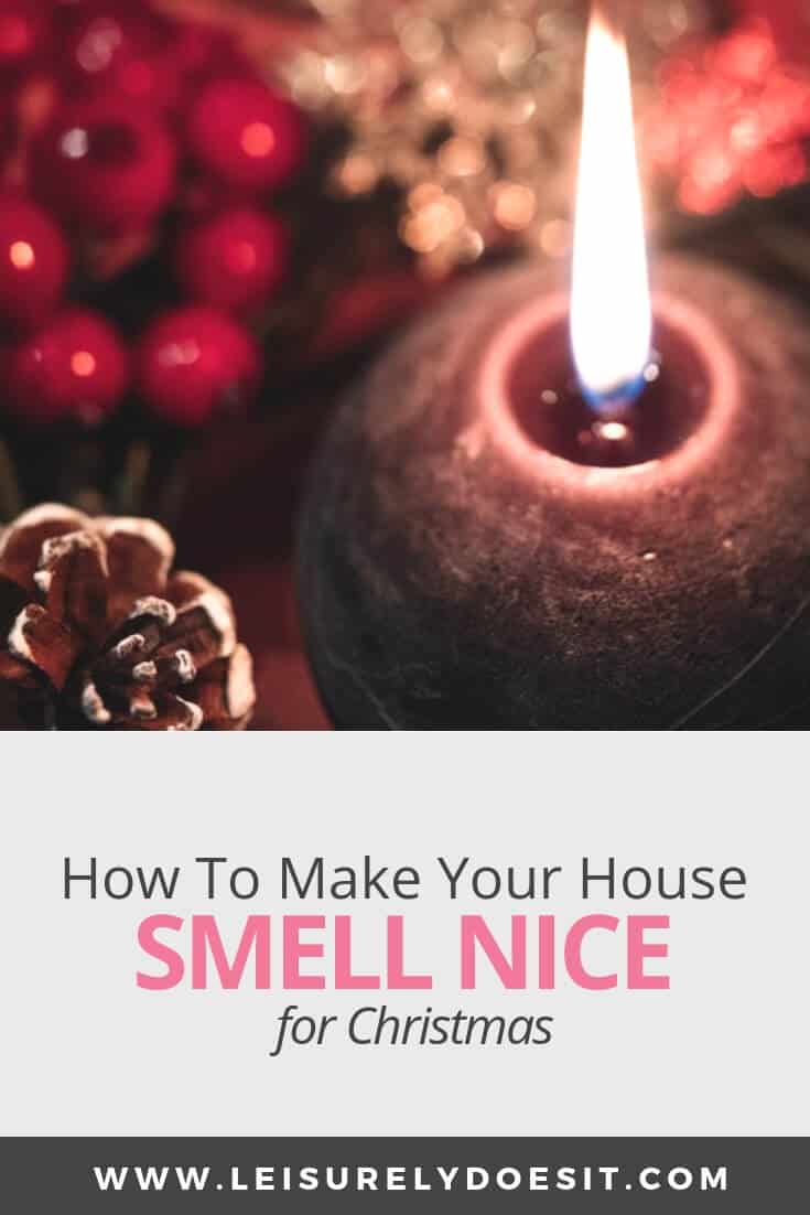 Want to know how to make your house smell like Christmas? Here are some simple tricks and easy DIY projects that use fragrance or essential oils to make your house smell awesome. From stovetop potpourri to candles, these 13 festive hacks will make your home smell nice for the holidays. #christmas #smellgood #christmashacks